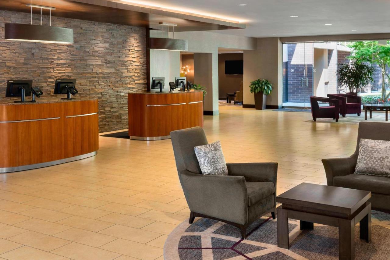 ריצ'מונד Sheraton Vancouver Airport Hotel מראה חיצוני תמונה