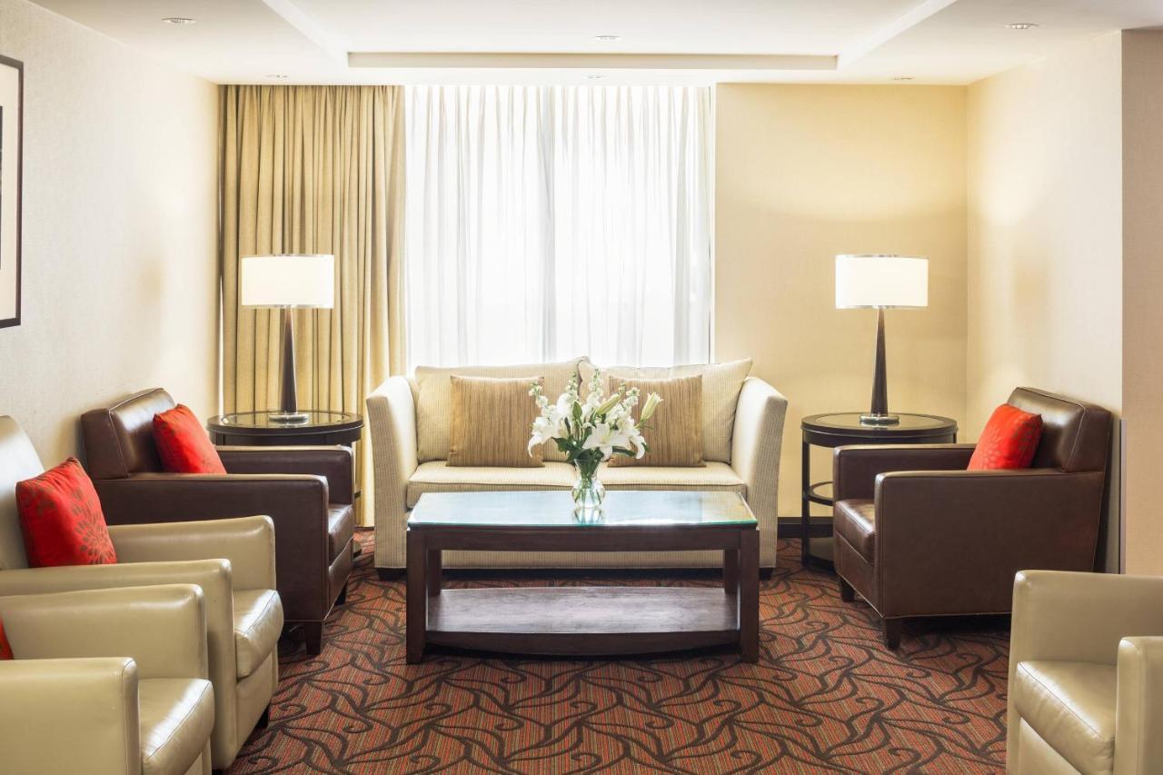 ריצ'מונד Sheraton Vancouver Airport Hotel מראה חיצוני תמונה
