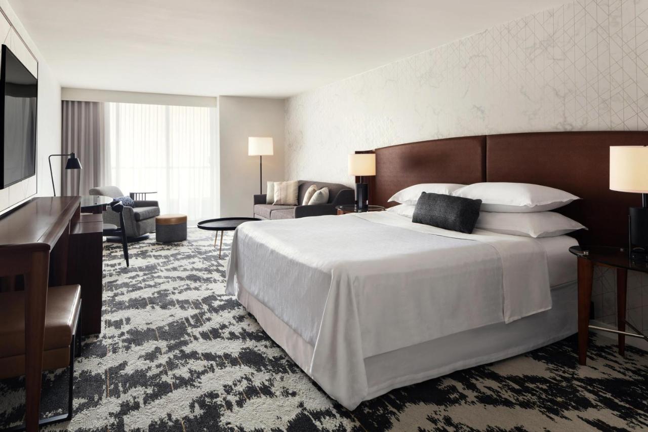 ריצ'מונד Sheraton Vancouver Airport Hotel מראה חיצוני תמונה