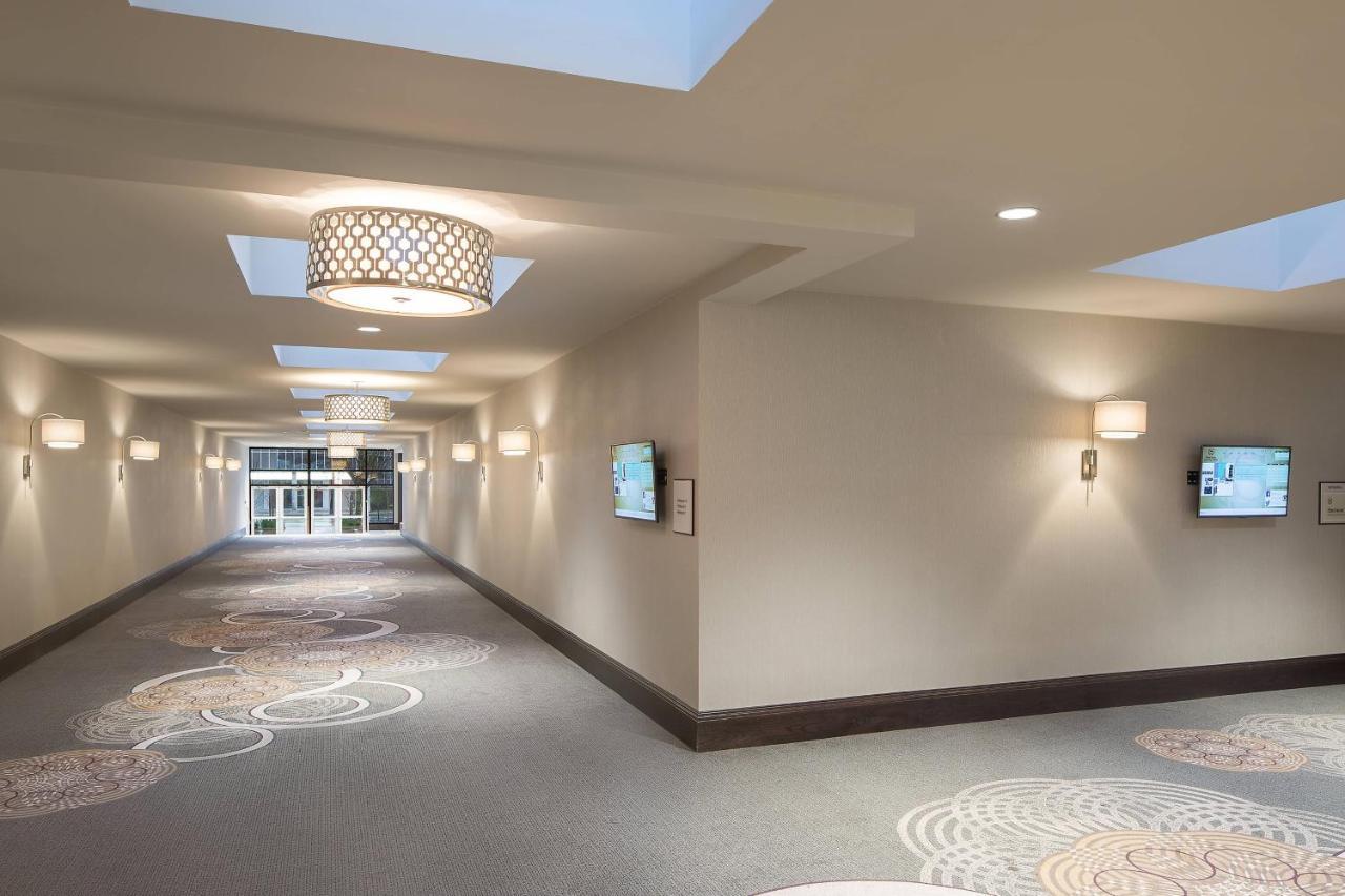 ריצ'מונד Sheraton Vancouver Airport Hotel מראה חיצוני תמונה