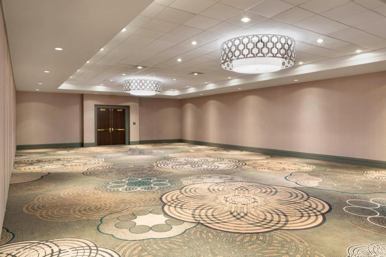 ריצ'מונד Sheraton Vancouver Airport Hotel מראה חיצוני תמונה