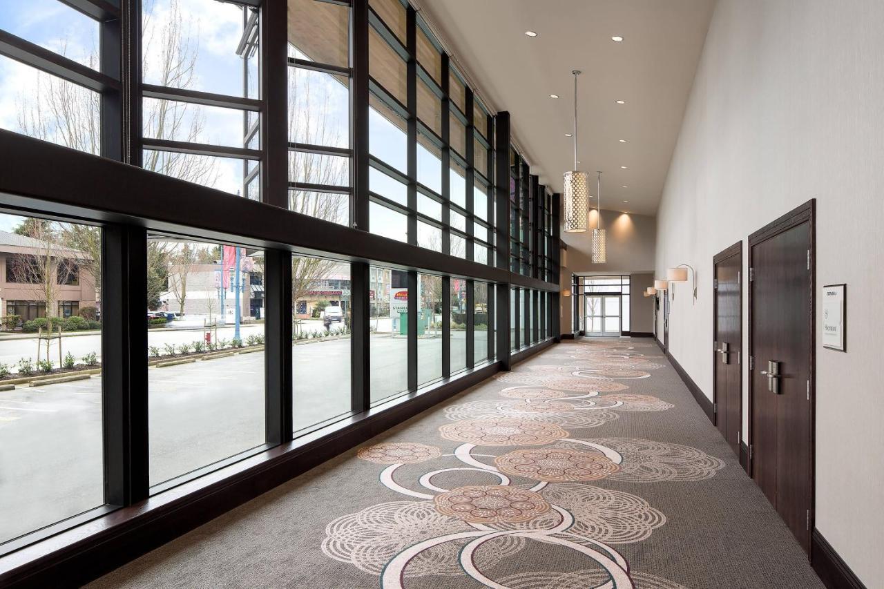 ריצ'מונד Sheraton Vancouver Airport Hotel מראה חיצוני תמונה