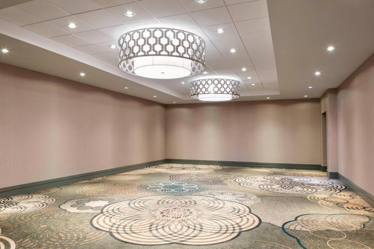 ריצ'מונד Sheraton Vancouver Airport Hotel מראה חיצוני תמונה