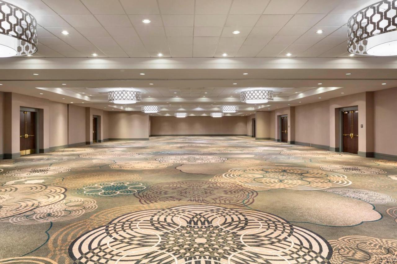 ריצ'מונד Sheraton Vancouver Airport Hotel מראה חיצוני תמונה