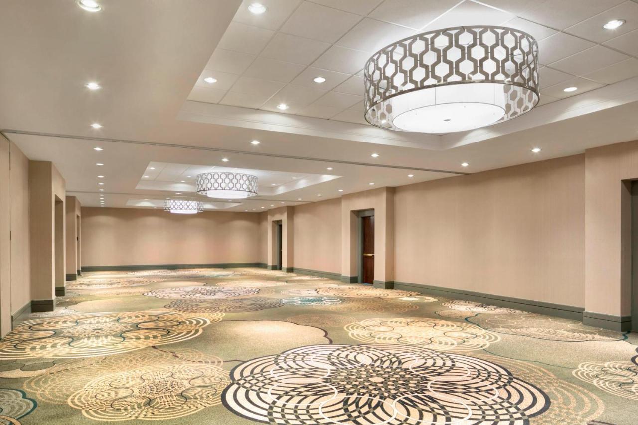 ריצ'מונד Sheraton Vancouver Airport Hotel מראה חיצוני תמונה