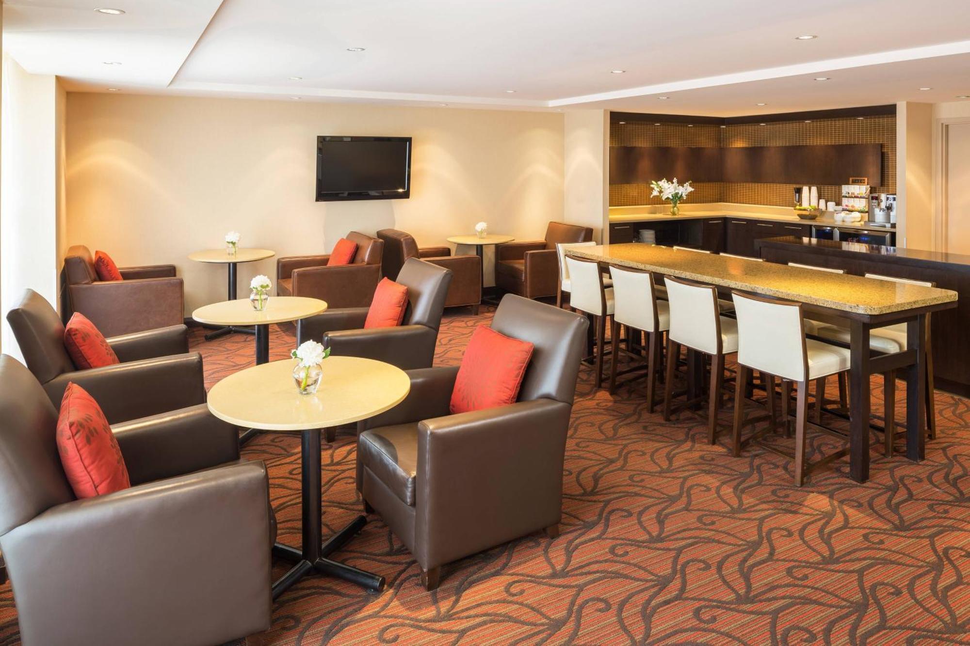 ריצ'מונד Sheraton Vancouver Airport Hotel מראה חיצוני תמונה