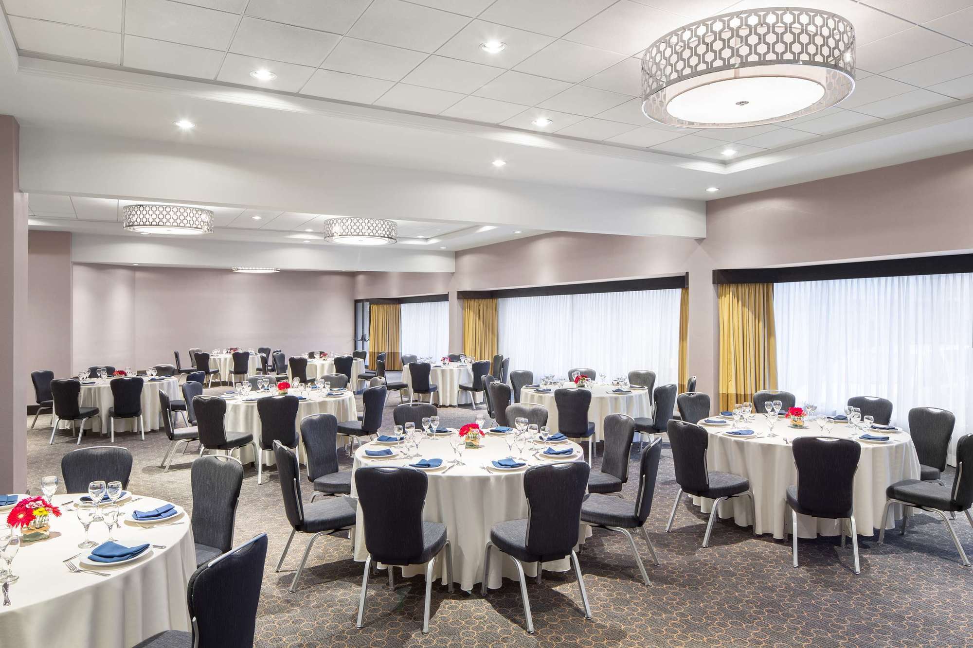 ריצ'מונד Sheraton Vancouver Airport Hotel מראה חיצוני תמונה